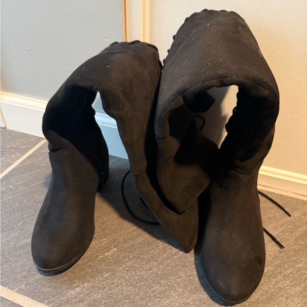 Elegant Black Women's Boots